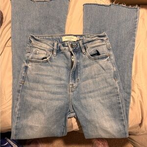 Women's Light Blue Jeans